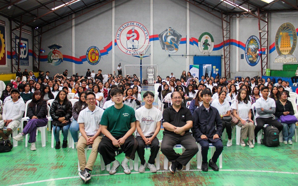 IYF CULTURE ENGLISH AND DANCE CAMP